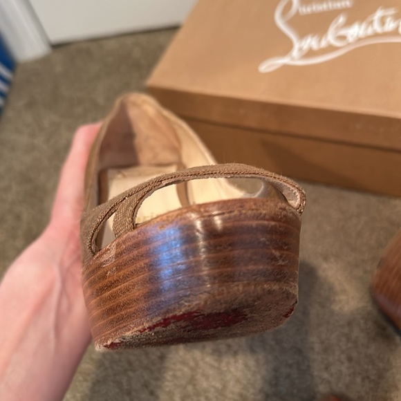 Christian Louboutin Brown Linen Platform Pump - Picture 6 of 9